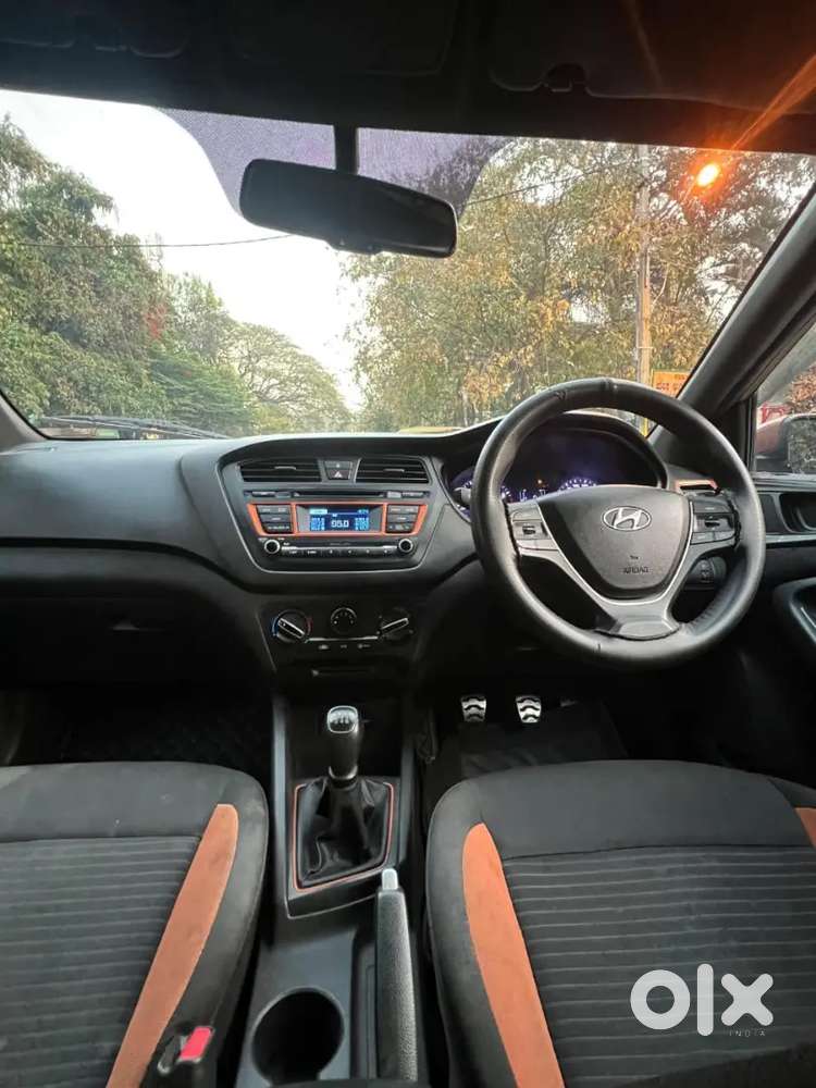 Hyundai I20 Active 2015 Petrol 73000 Km Driven