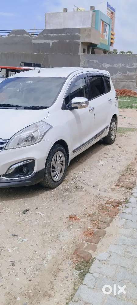 Maruti Suzuki Ertiga Vxi 2016