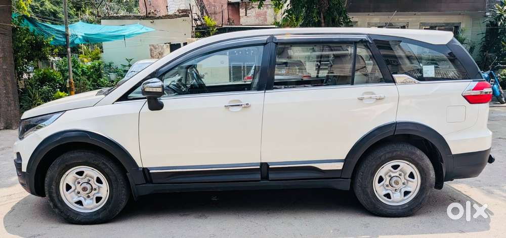 Tata Hexa 2.2 Xe 4x2 7 Str, 2017, Diesel