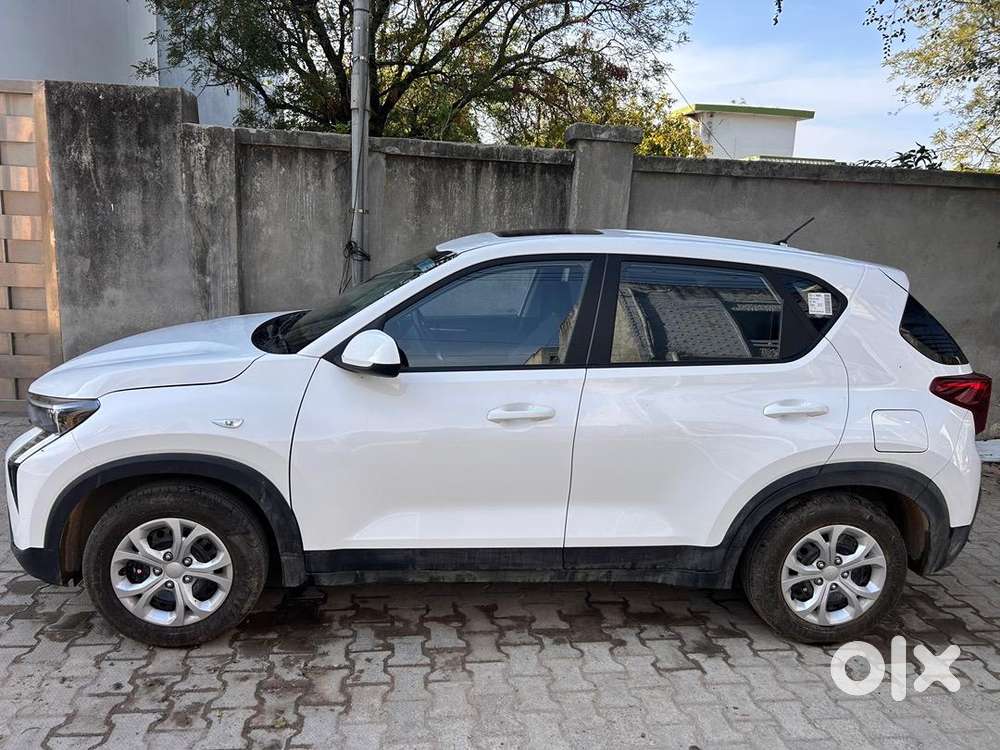 Kia Sonet 2025 Petrol 2300 Km Driven