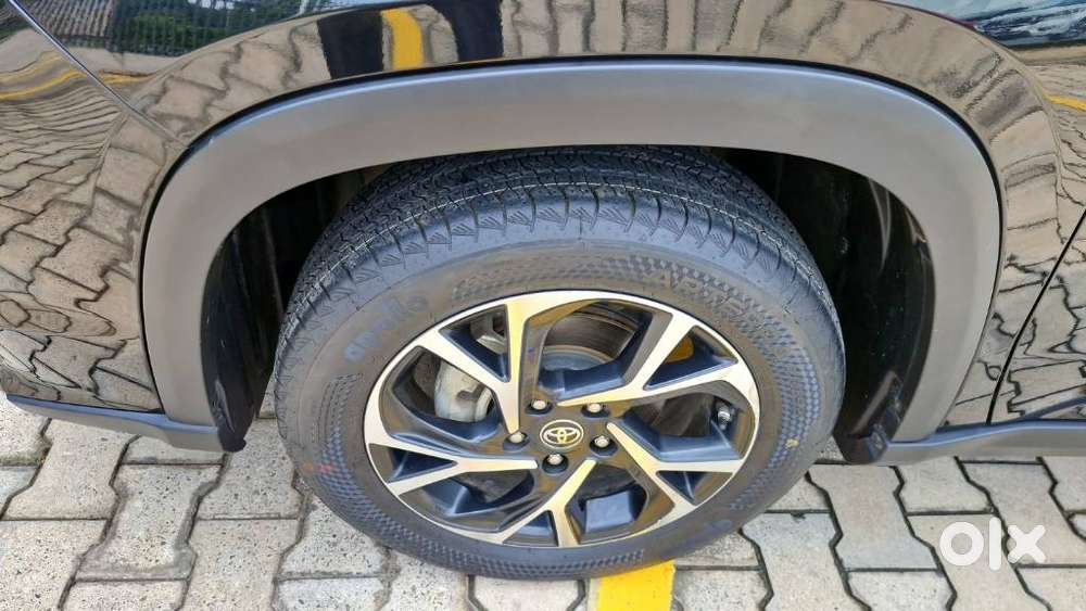 Toyota Urban Cruiser Hyryder 1.5 V Hybrid, 2024, Petrol