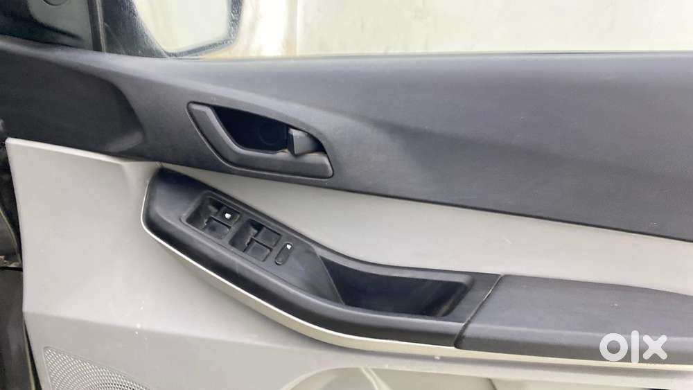 Tata Tiago 1.2 Revotron Xt Cng, 2022, Cng & Hybrids