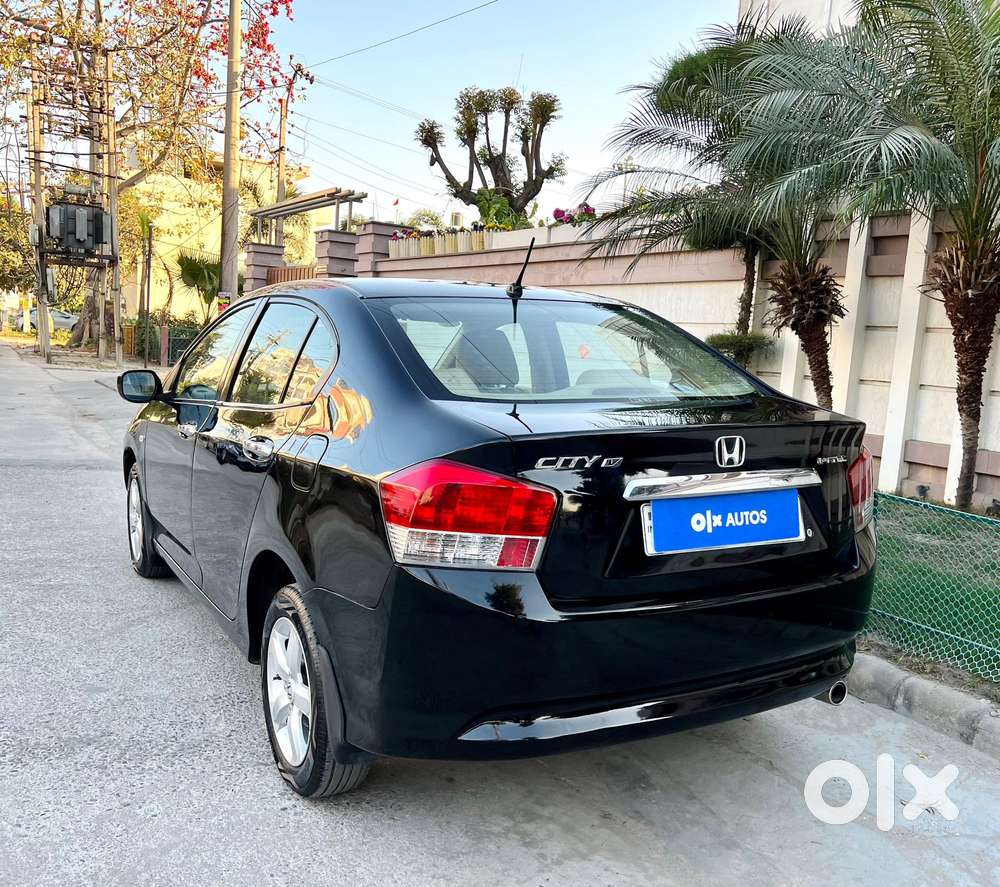 Honda City V Mt Exclusive, 2010, Petrol