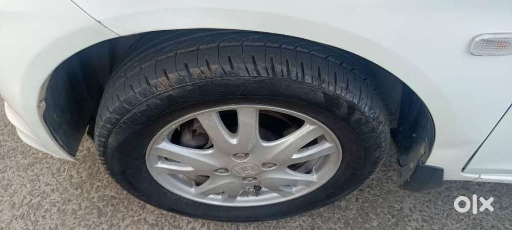 Honda Brio V Automatic, 2013, Petrol