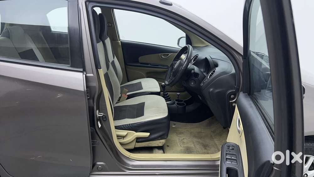 Honda Brio Vx Mt, 2015, Petrol