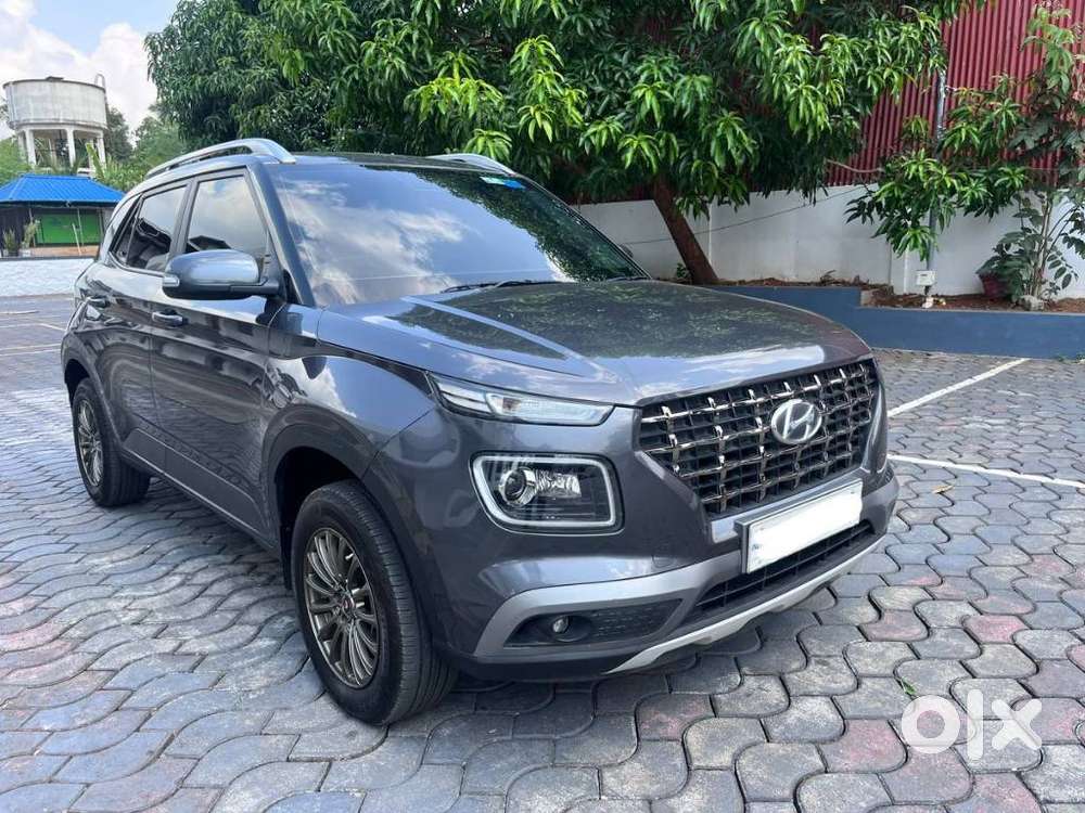 Hyundai Venue, 2021, Petrol