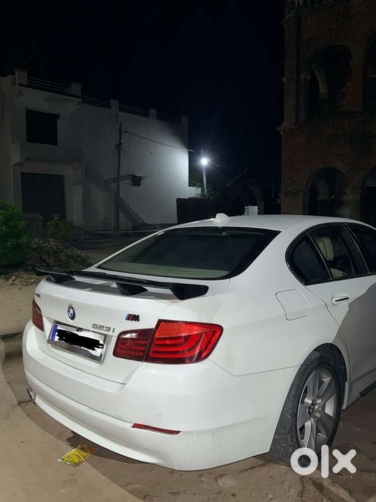 Bmw 5 Series 523i 2011 All Good Well Maintain Hr Number