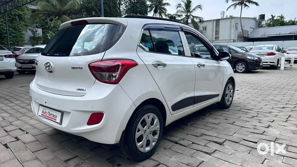 Hyundai Grand I10 At Sportz, 2014, Petrol