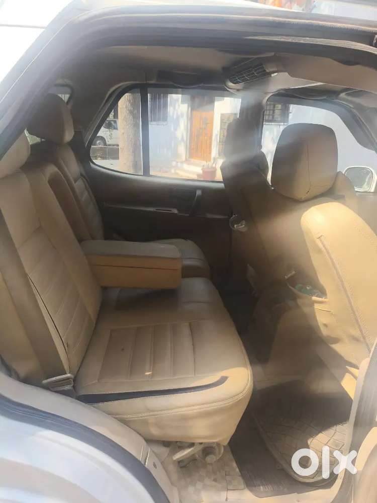 Tata Safari Cheap Price Good Family Car