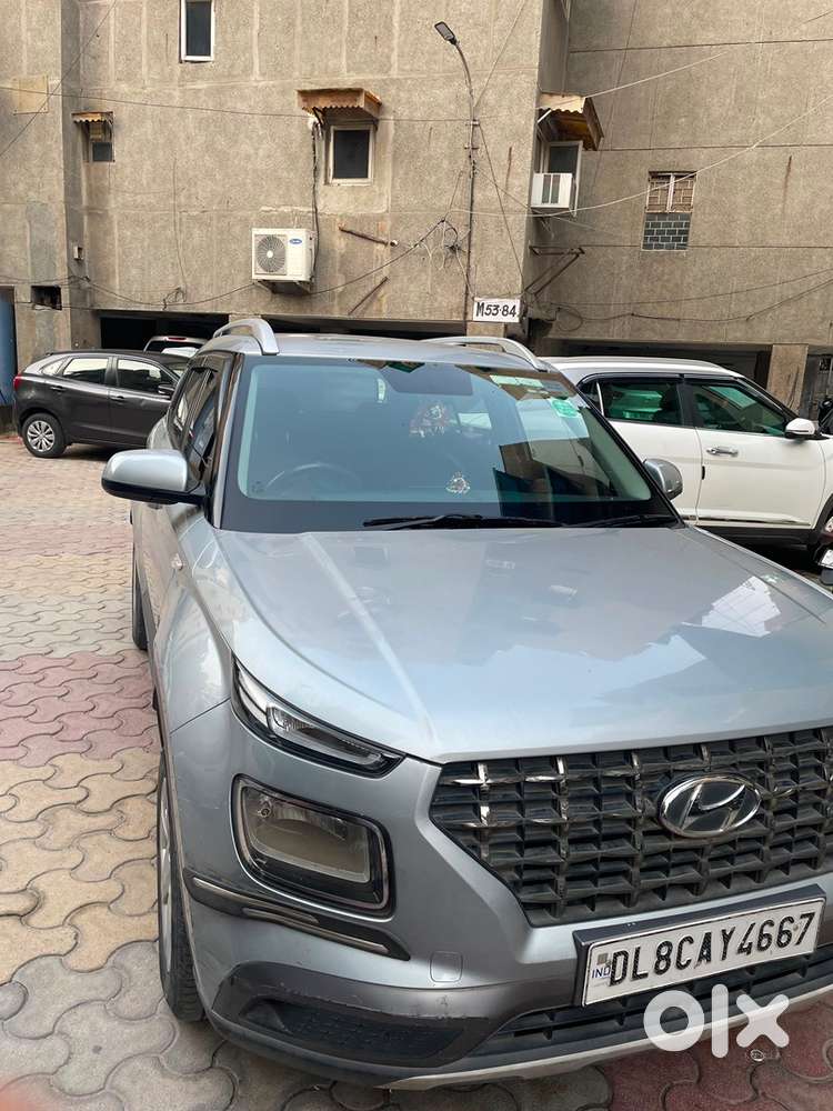 Hyundai Venue Petrol 2019