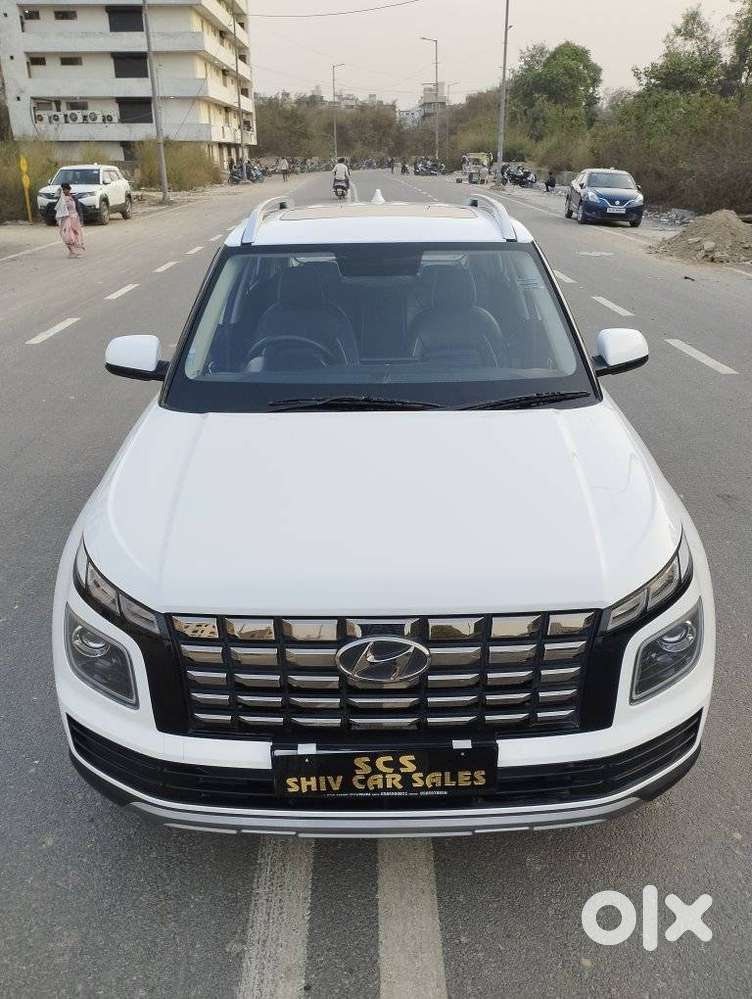 Hyundai Venue 1.0 Sx (o) Turbo Dct, 2023, Petrol