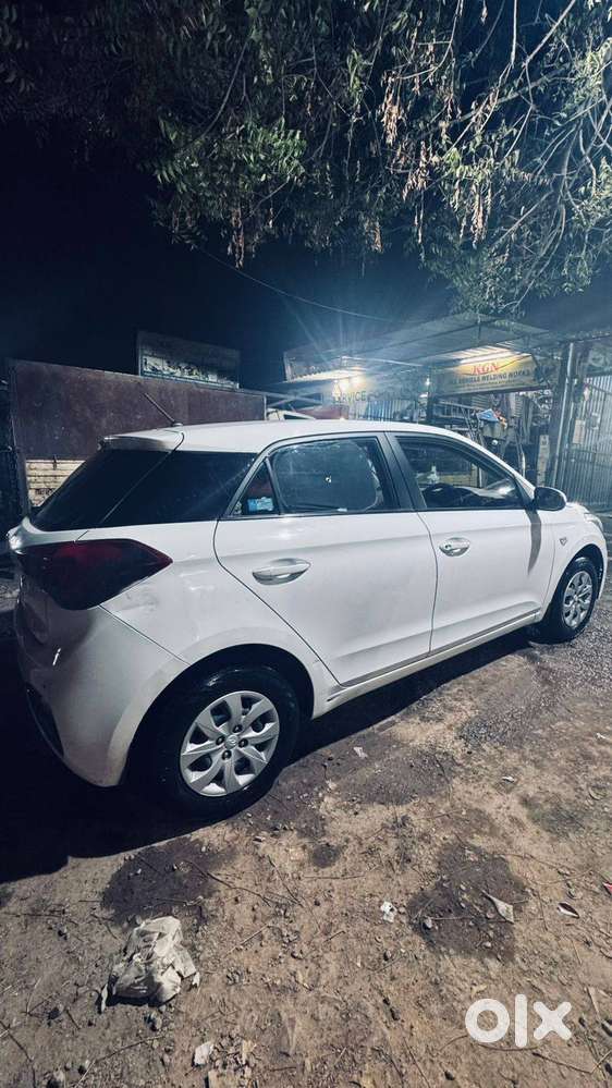 Hyundai I20 Well Maintained  Single Owner  No Accidents