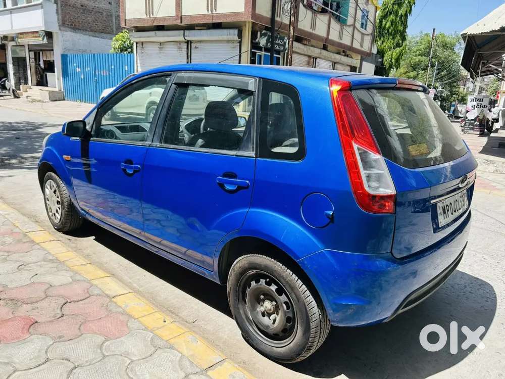 Ford Figo Zxi  2013 Petrol Well Maintained