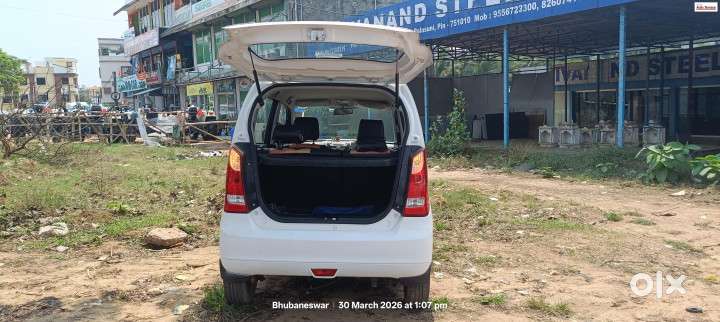 Maruti Suzuki Wagon R Vxi, 2015, Petrol