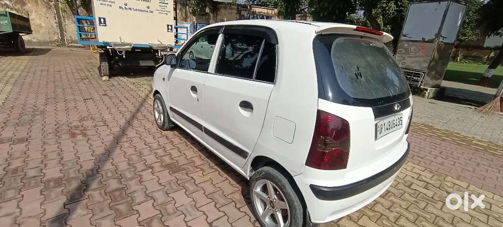 2nd Owner Hyundai Santro 12