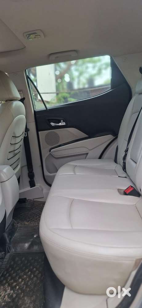 Mahindra Xuv300 W8 Diesel, 2019, Diesel