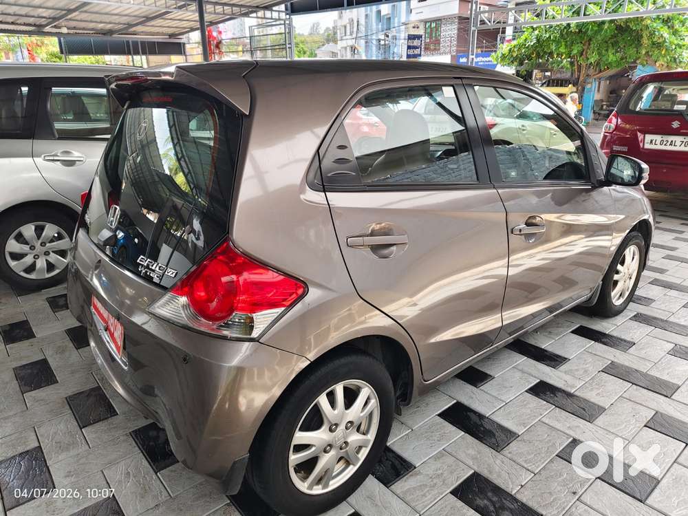 Honda Brio Vx (o) At, 2017, Petrol