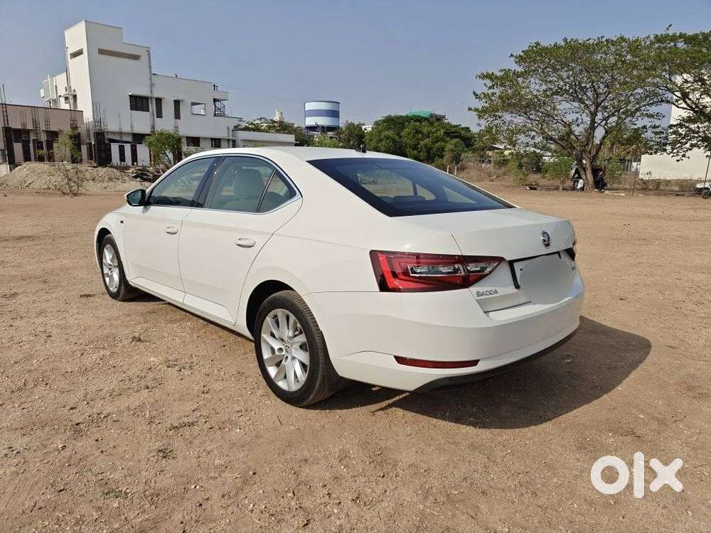 Skoda Superb 2.0 L&k Tsi At, 2016, Petrol