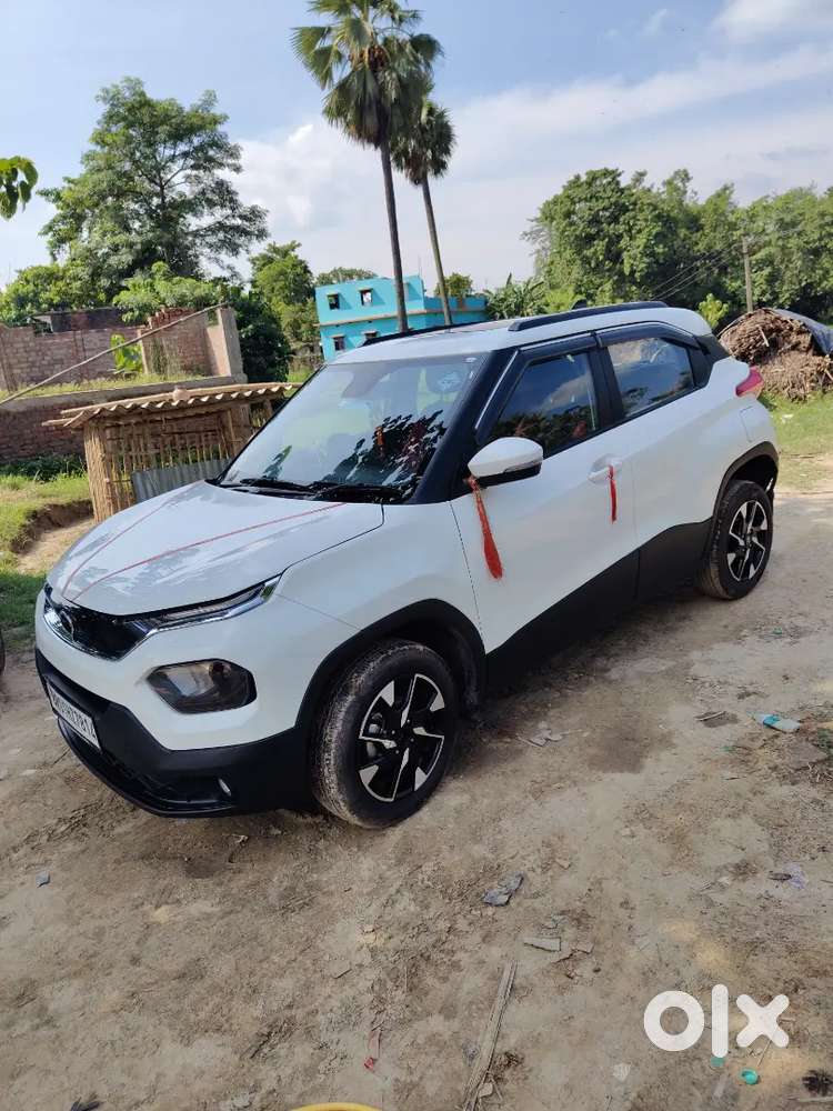 Tata Punch Top Model Cng With Sunroof