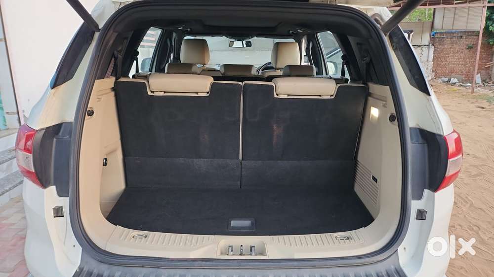 Ford Endeavour Titanium Plus 4x2 At, 2021, Diesel