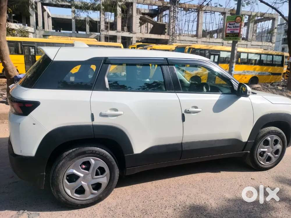 Maruti Suzuki Brezza  Petrol  Registration Jan 2023 ,190000 Km Driven