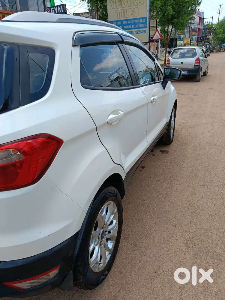 Ford Ecosport 2015 Petrol Manual