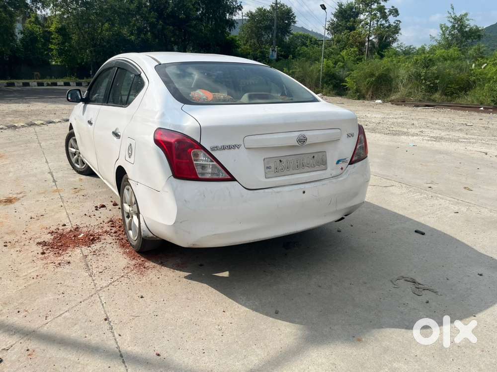 Nissan Sunny 2014 Diesel Car