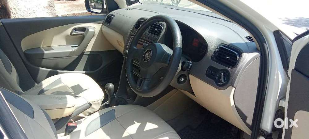 Volkswagen Vento, 2014, Petrol
