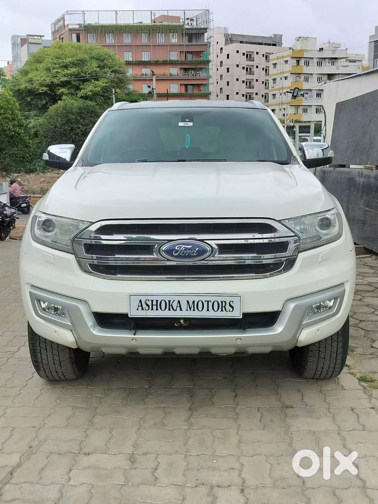 Ford Endeavour 2.2 Titanium At 4x2, 2016, Diesel