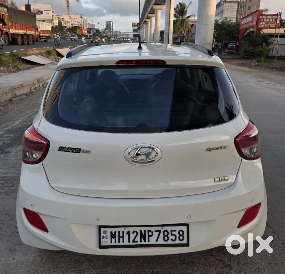 Hyundai Grand I10 Sportz 1.2 Kappa Vtvt, 2017, Petrol