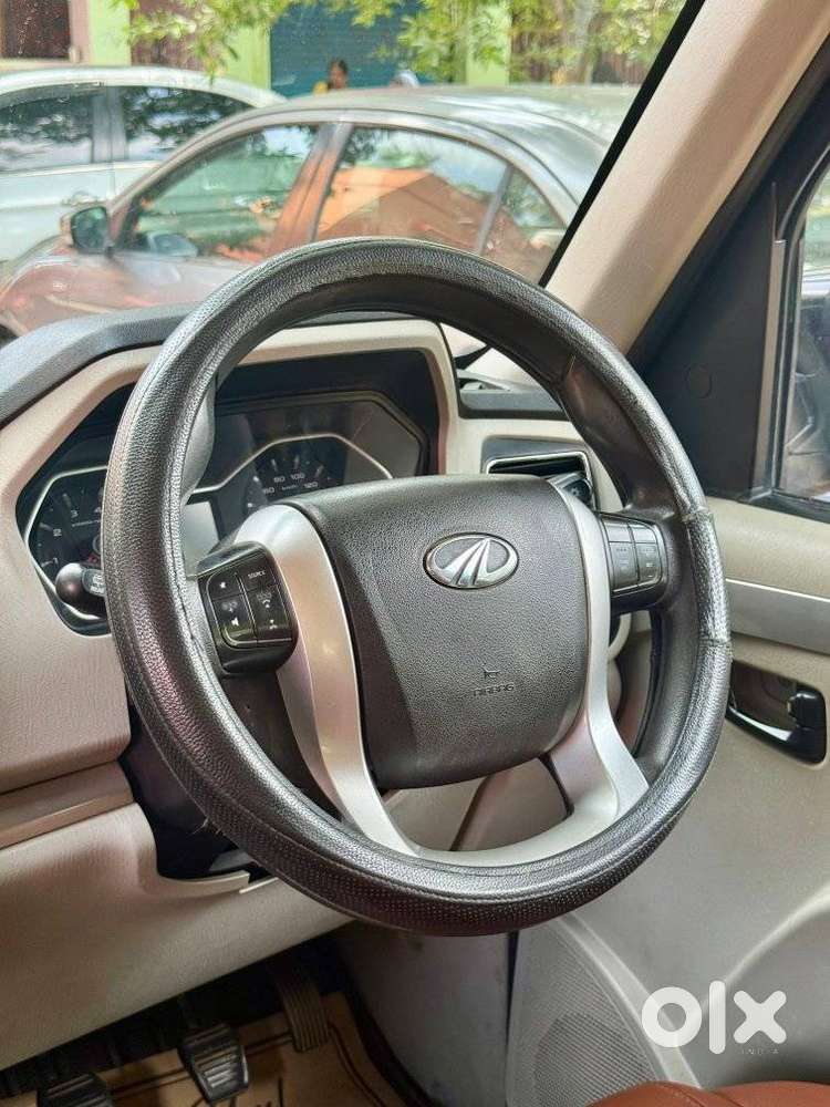 Mahindra Scorpio S10, 2015, Diesel
