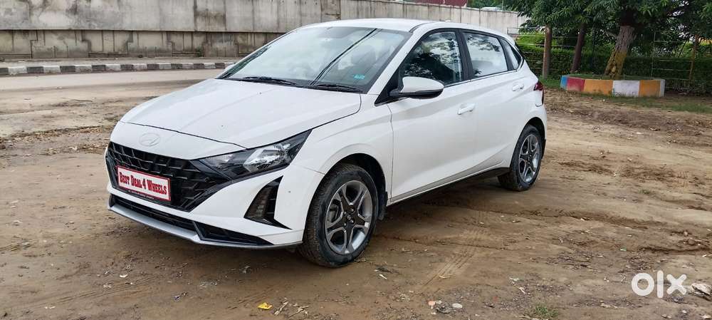 Hyundai I20 Sportz 1.2 Ivt, 2024, Petrol