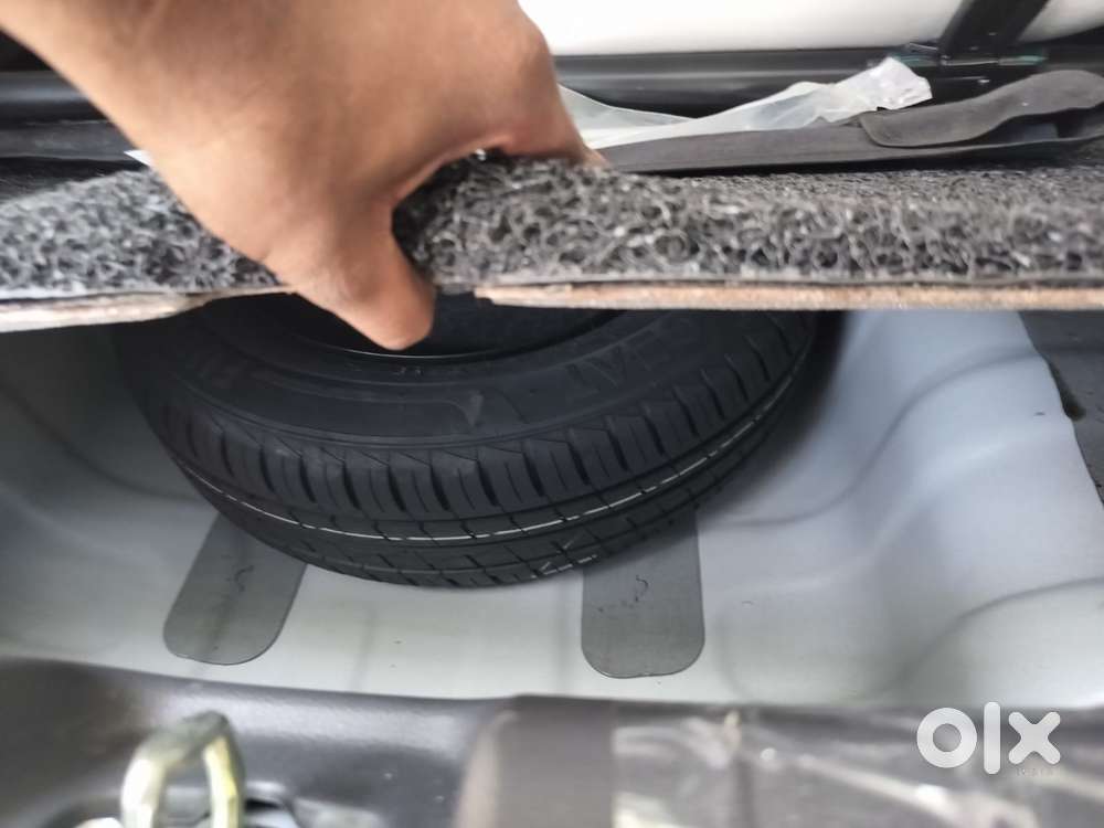 Hyundai Aura Sx 1.2 Cng, 2026, Cng & Hybrids