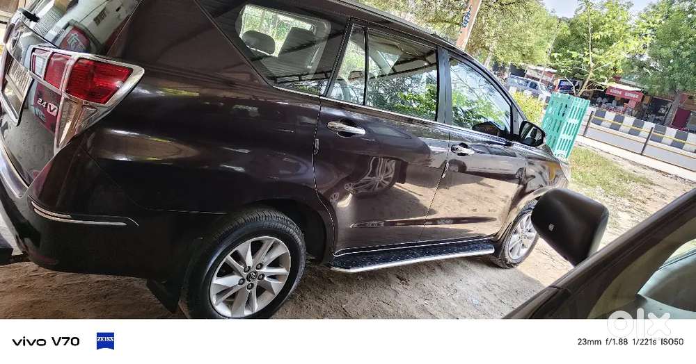 Toyota Innova Crysta 2017 Diesel 67000 Km Driven