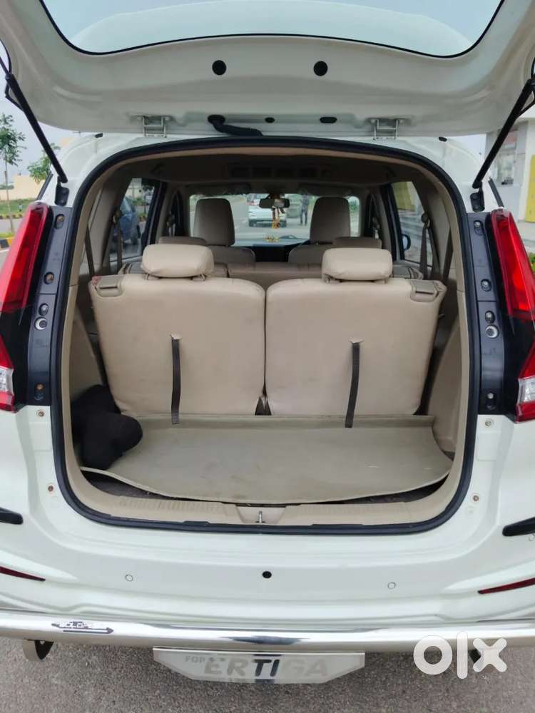 Maruti Suzuki Ertiga 1.5 Vxi, 2023, Petrol