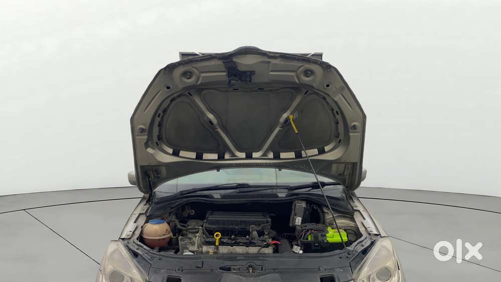 Skoda Rapid 1.6 Mpi Mt Elegance Plus, 2015, Petrol