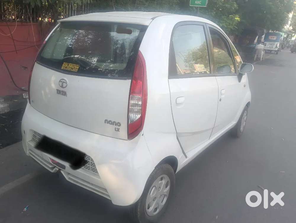 Up32  Well Maintained Tata Nano