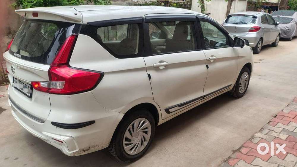 Maruti Suzuki Ertiga 1.4 Vxi Cng Anniversary Edition, 2023, Cng & Hy..