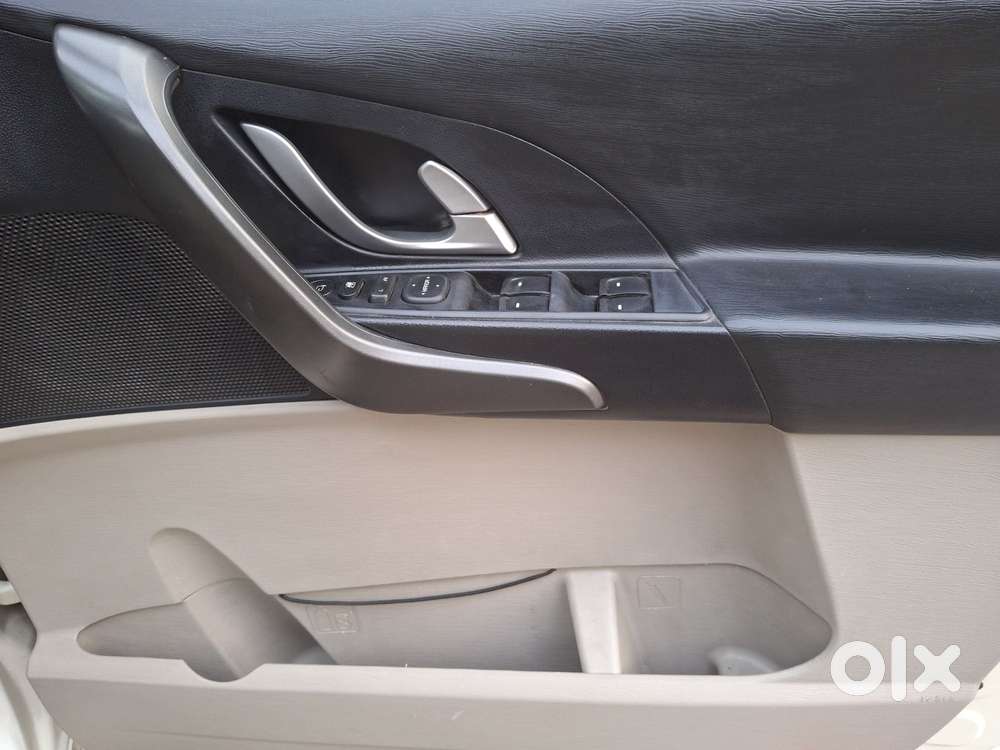 Mahindra Xuv500 W10 At, 2017, Diesel