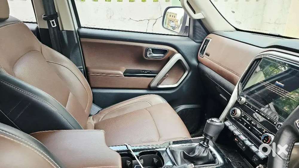 Mahindra Scorpio N 2025 Z8 Diesel Manual