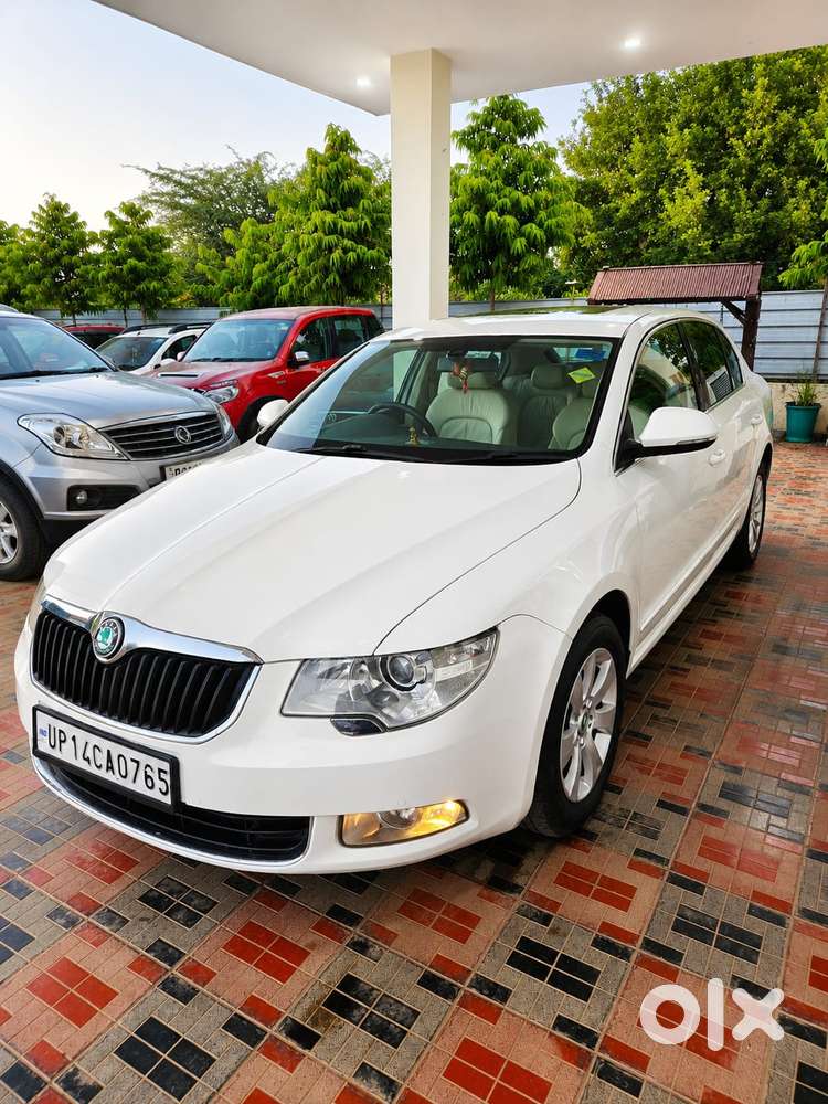 Skoda Superb Elegance 1.8 Tsi At, 2013, Petrol