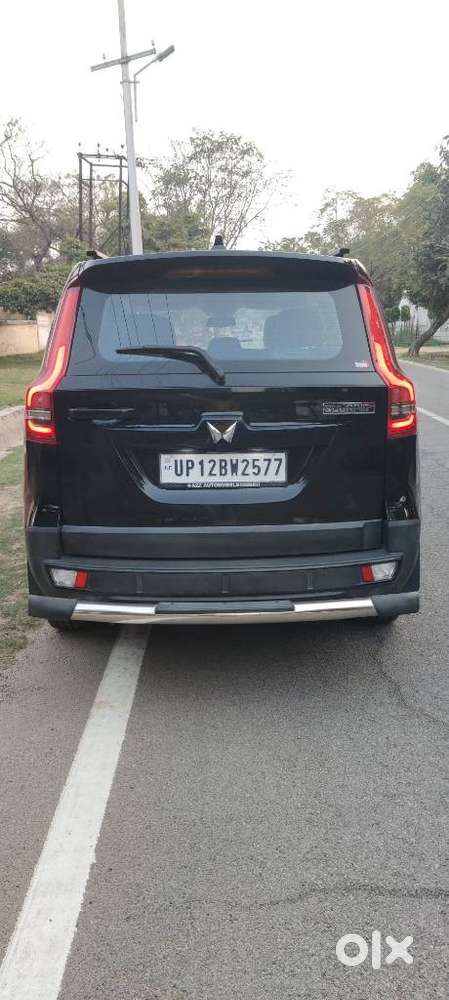 Mahindra Scorpio N Z4 Petrol Mt 7 Str, 2024, Petrol