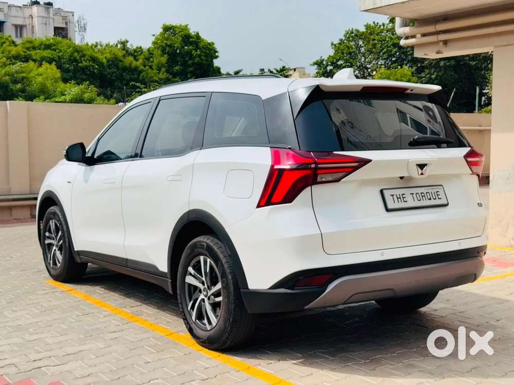 Mahindra Xuv700 2.2 Ax 5 Diesel At 7 Str, 2022, Diesel