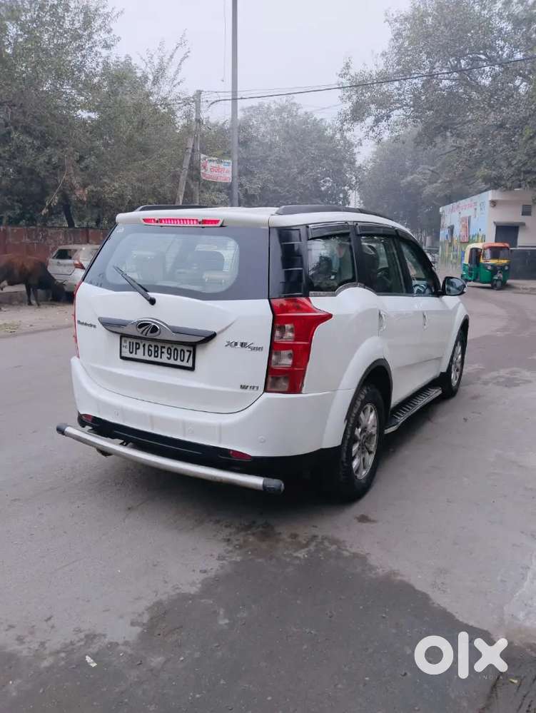 Mahindra Xuv500 2016 Diesel 65000 Km Driven