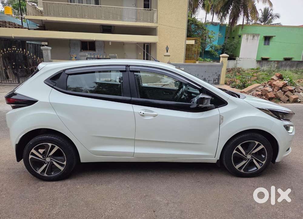 Tata Altroz Xz, 2020, Petrol