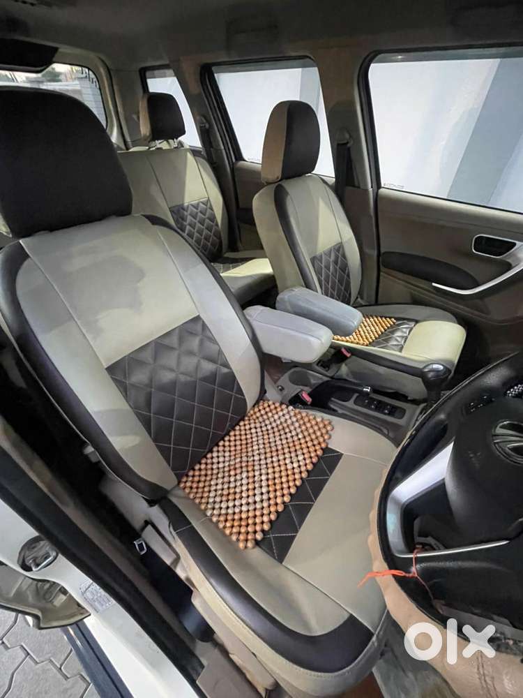 Mahindra Tuv 300 T8, 2016, Diesel