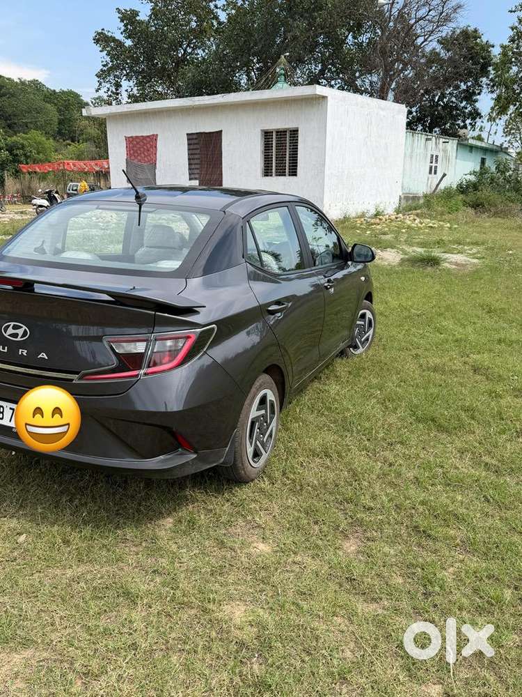 Hyundai Aura 2026 Petrol 4000 Km Driven