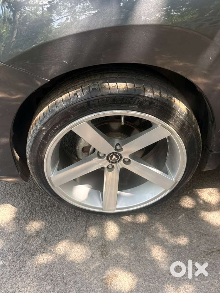 Toyota Glanza Hybrid 2023