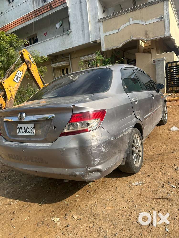 Honda City 2004 Petrol 77000 Km Driven