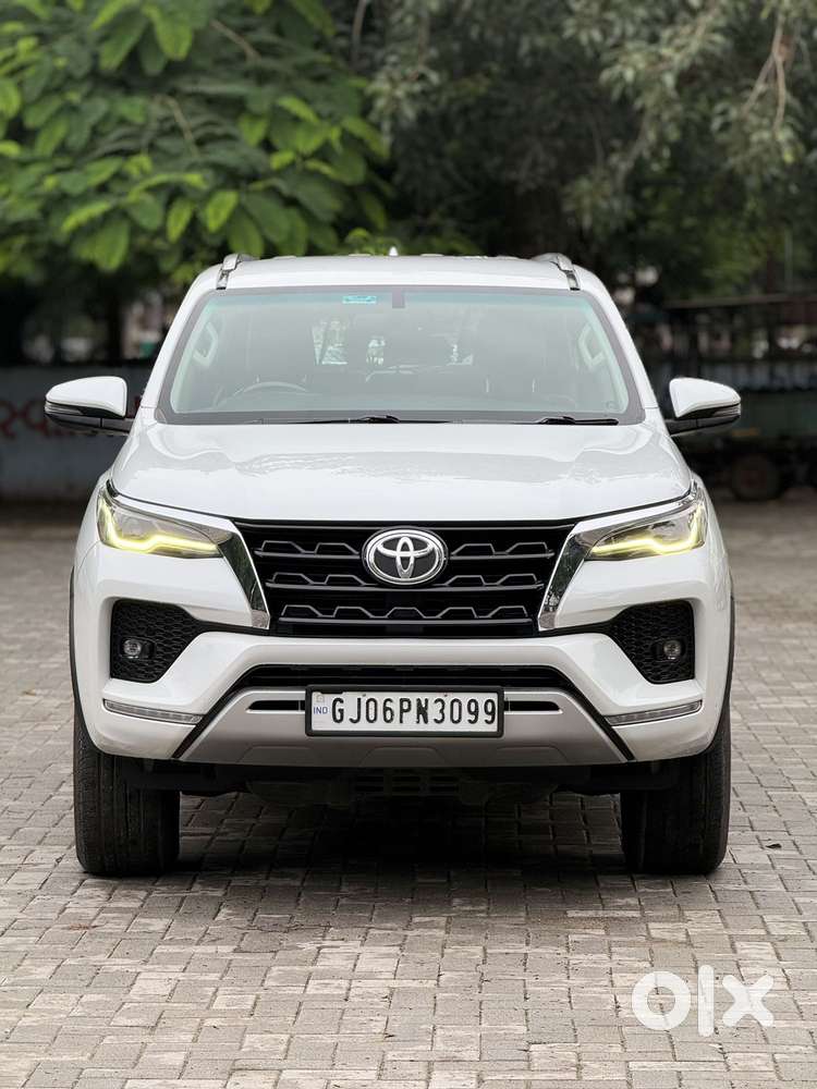 Toyota Fortuner 4x2 At 2.8 Diesel, 2023, Diesel